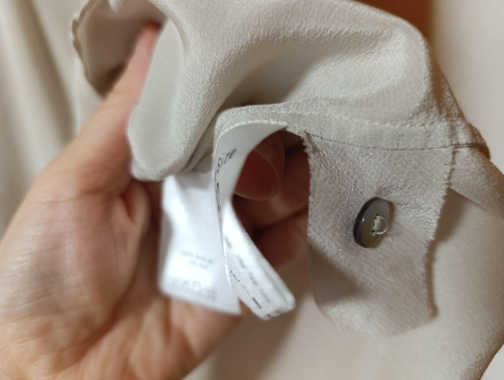 Camicette: Seidenbluse von Max Volmary – Usato da Wittnau venduto da norge010 4