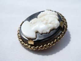 Grosse Vintage-Brosche mit Gemme - wunderschön!