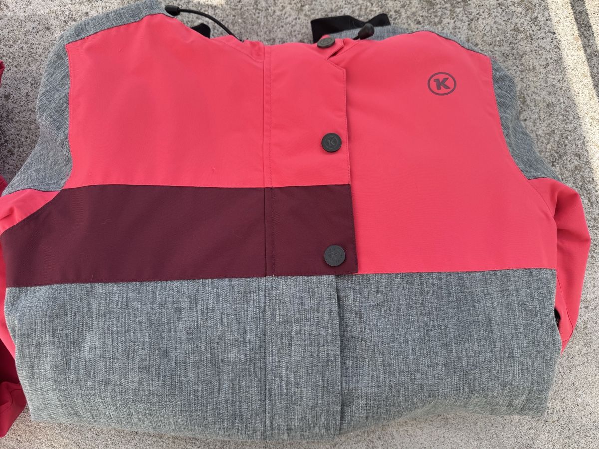 Completi & Tailleur: Ski Jacke Ktec mit Hose Grösse S   – Usato da Niederbüren venduto da Oetschli 1