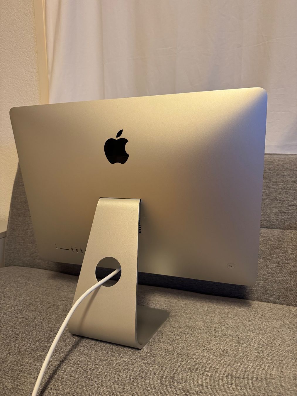 Apple PC: Apple iMac 21,5" (Ende 2015) – Usato da St. Gallen venduto da superlegger 1