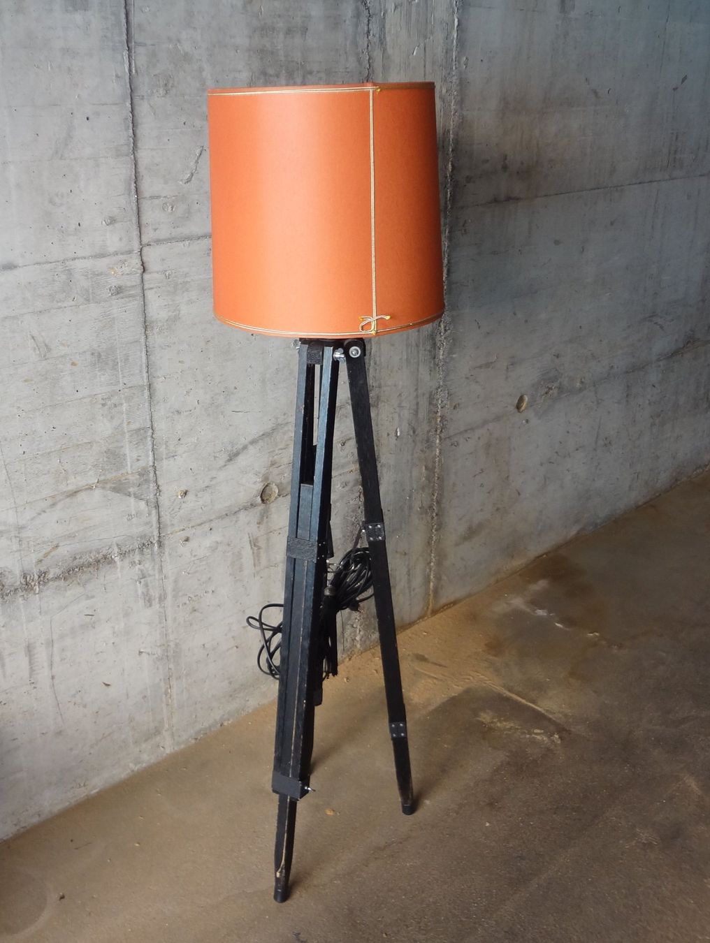 Lampade: Standerlampe – Usato da Thun venduto da Fra130