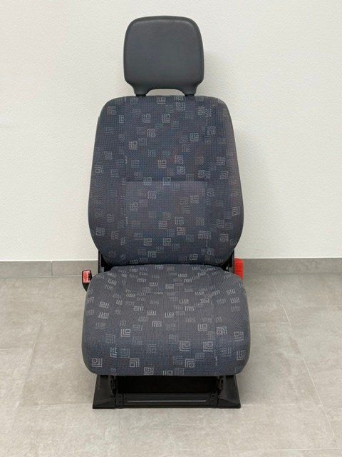 Mercedes-Benz Alle Autoersatzteile: Sprinter W903 Beifahrer Einzelsitz mit Konsole – Gebraucht aus Affoltern am Albis von RSTF007 2