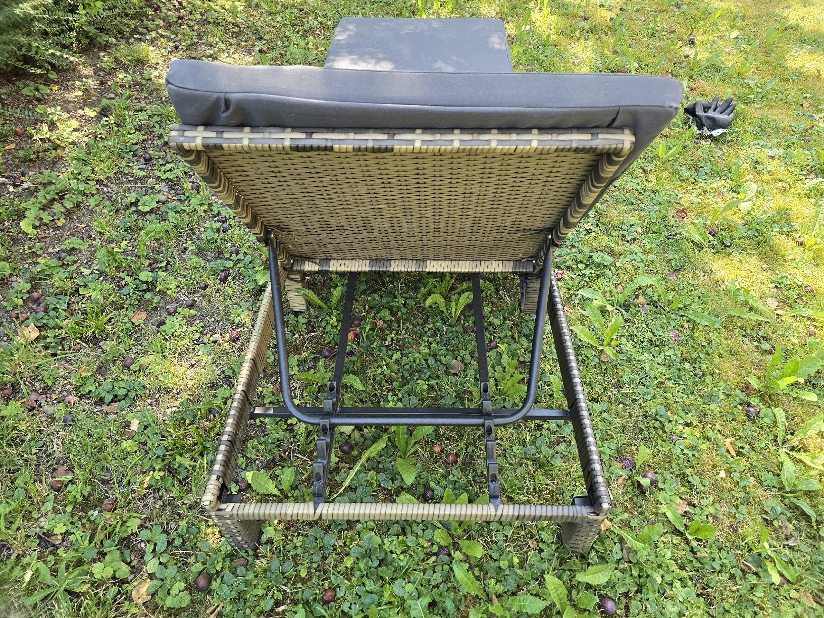 Sedie a sdraio: Tectake  SOFIA Robuste Rattan-Sonnenliege – Usato da Winterthur venduto da Bole.sd 4