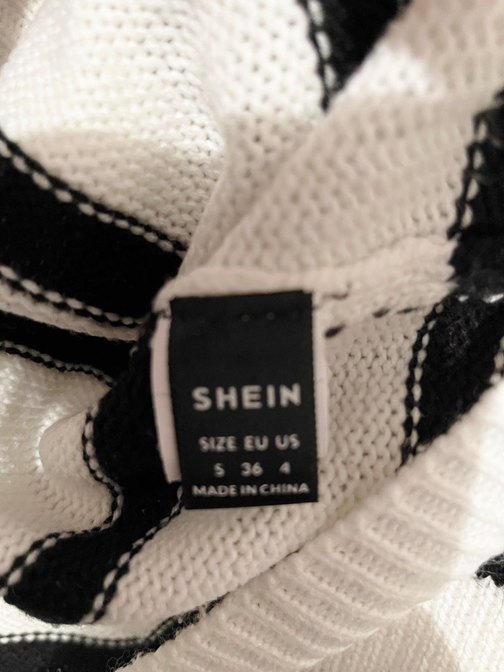Shein Maglioni & Felpe: Damenpulli Grösse S - Marke SHEIN – Usato da Glattbrugg venduto da Ariel012 2