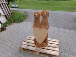 Holz -Skulptur  - Tiere  / Herz   -
