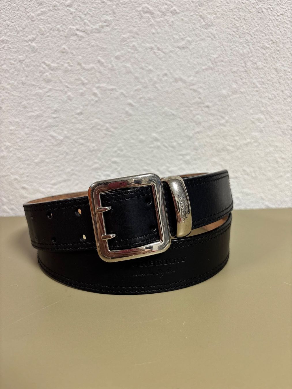 Burberry Cinture: Burberry Gürtel schwarz Gr. 100 – Usato da Bottmingen venduto da ana_5hrv