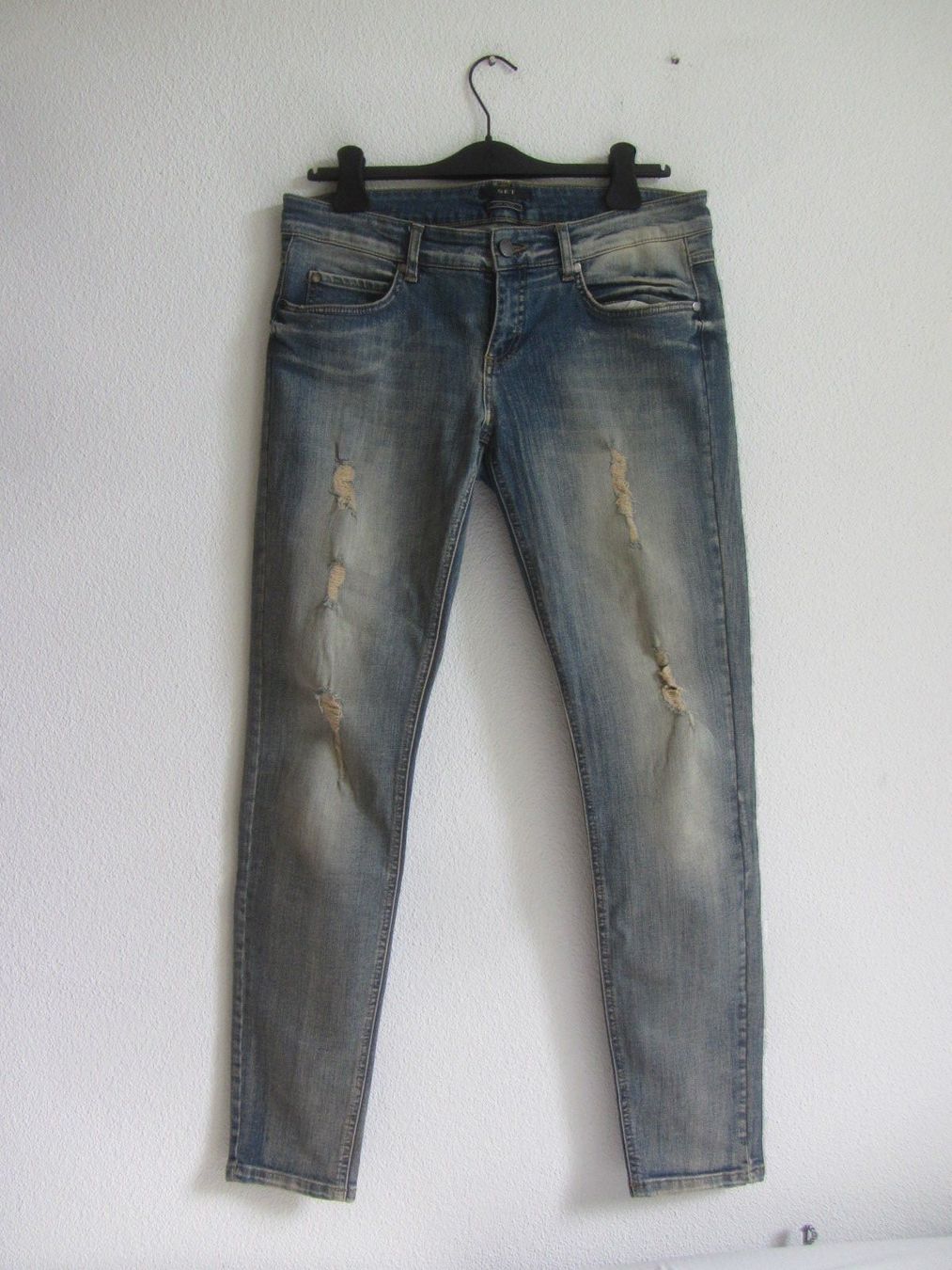 Jeans: SET - Destroyed Jeans blau 40 – Gebraucht aus Zürich von Diazaio