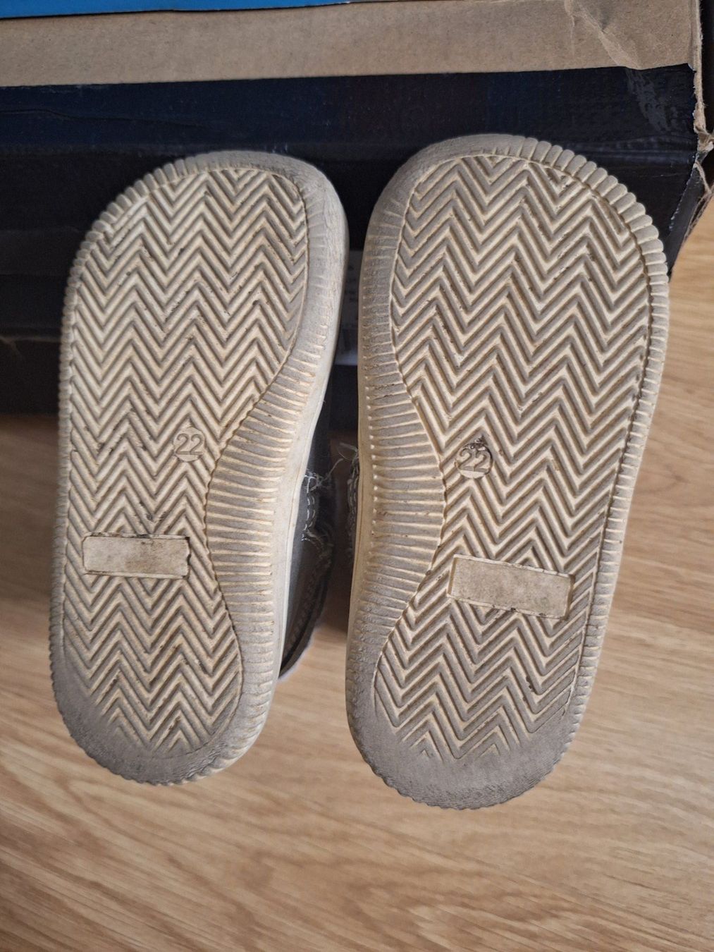 Scarpe per ragazze: Stiefel Grösse 22 – Usato da Wollerau venduto da Marek_T 2