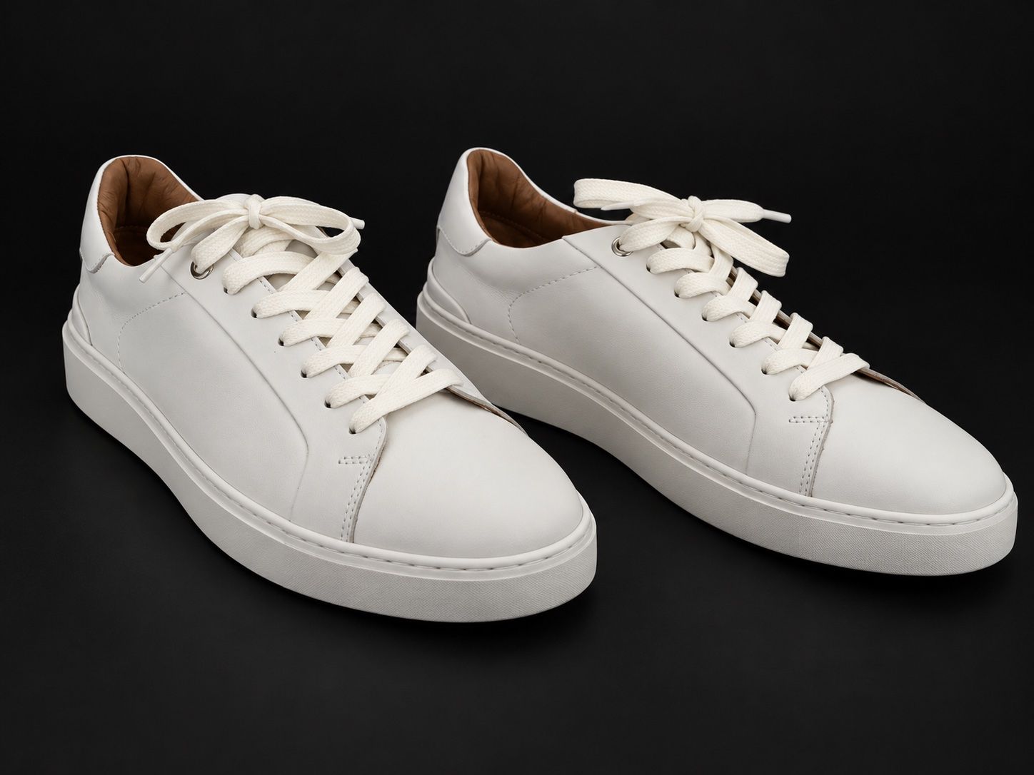 Scarpe da uomo: Hotiç Sneakers Gr. 42 – Nuovo (secondo la descrizione) da Gipf-Oberfrick venduto da ghe_5h7g