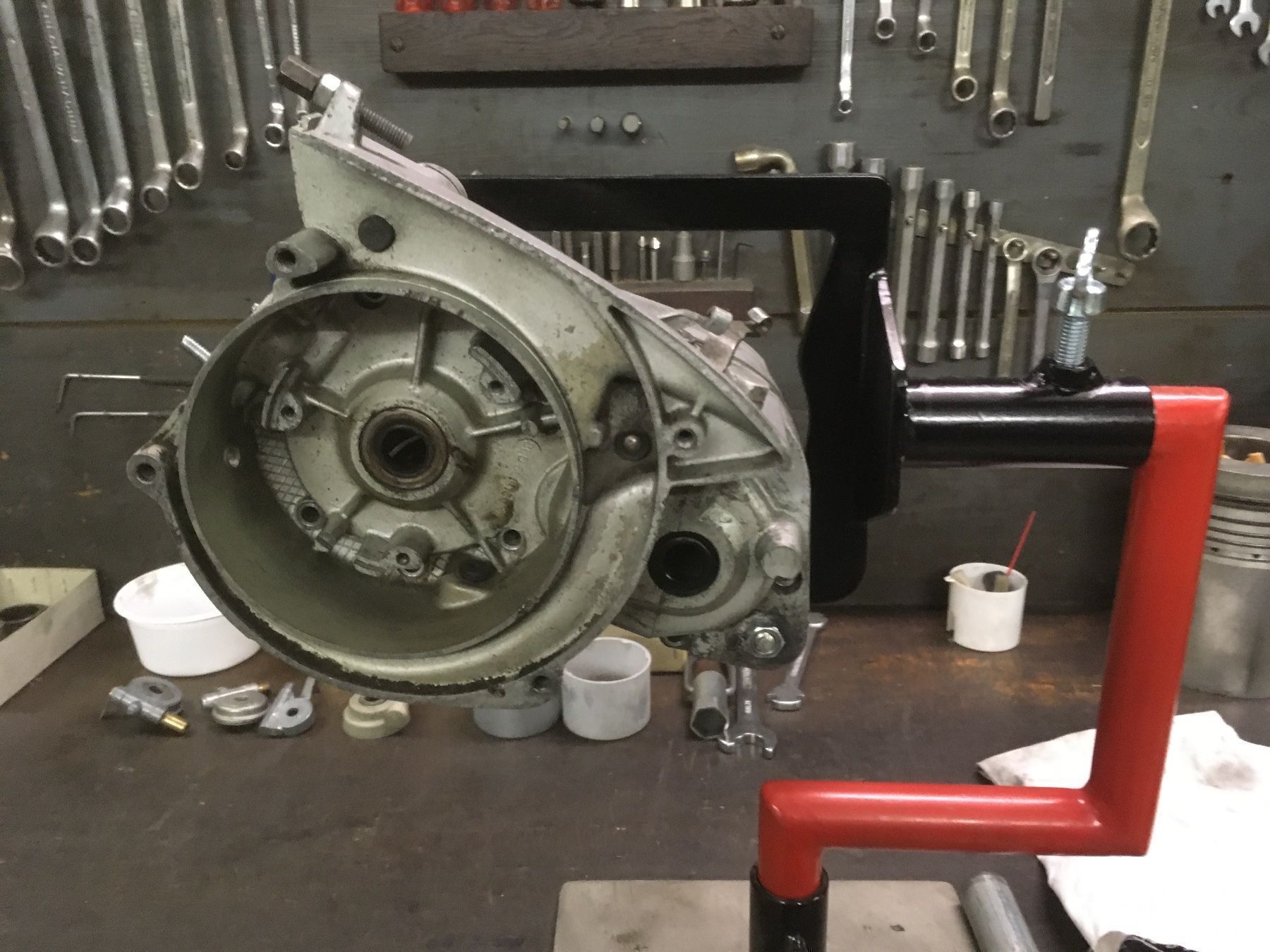Tutti gli attrezzi: Motor Revision Ständer – Nuovo e nell'imballaggio originale da Brittnau venduto da Paptor 7