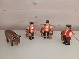 Appenzeller Senntumsschnitzerei / 3 Treichler 1 Kuh