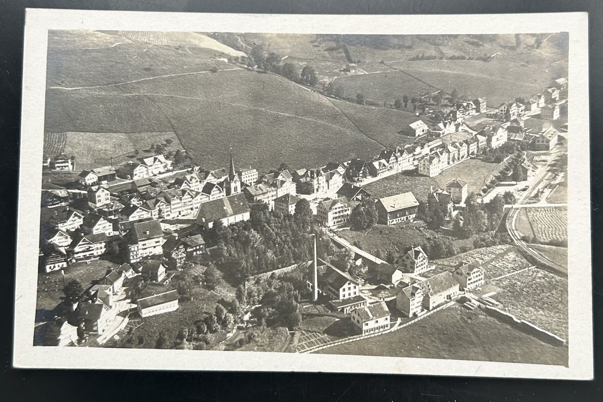 Cartoline postali: Fliegerpostkarte Urnäsch  – Usato da Horw venduto da Tellbub