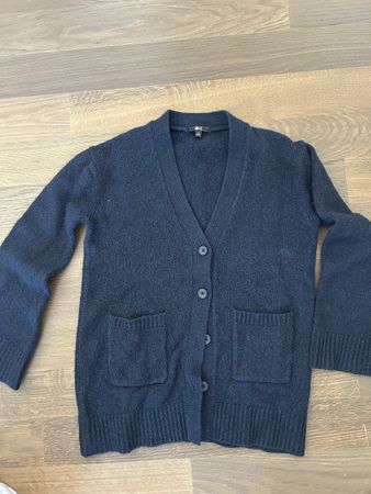 Uniqlo C blue cardigan