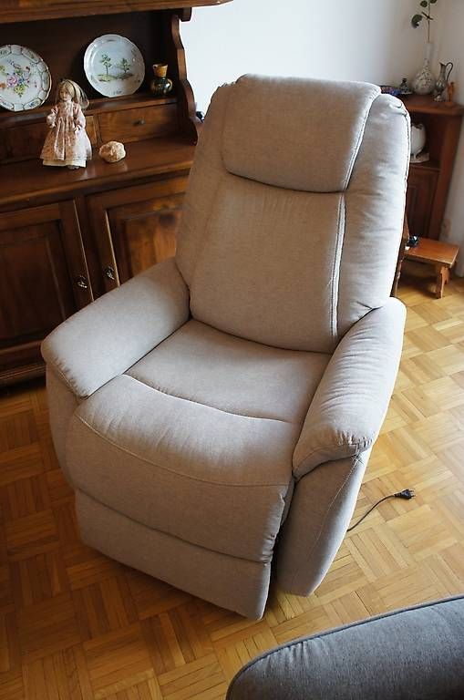 Sessel: Fauteuil relax electrique beige – Gebraucht aus Ollon VD von polopan 2