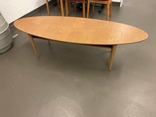 Tavoli: schöner massivholz Couchtisch – Usato da Küsnacht ZH venduto da agz2016