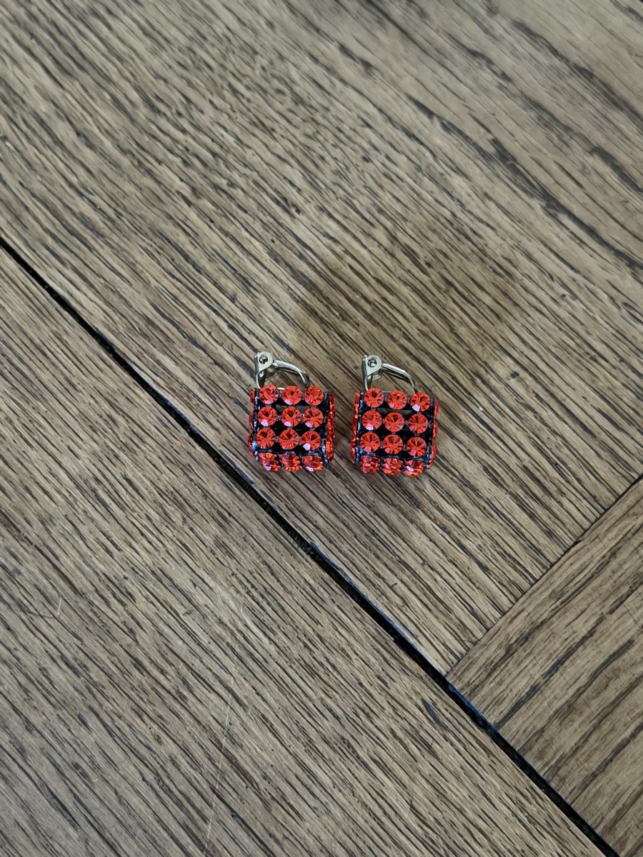 Orecchini pendenti & Orecchini a lobo: Ohrstecker Modeschmuck Würfel rot Italy – Usato da Zürich venduto da chi_9dfb 2