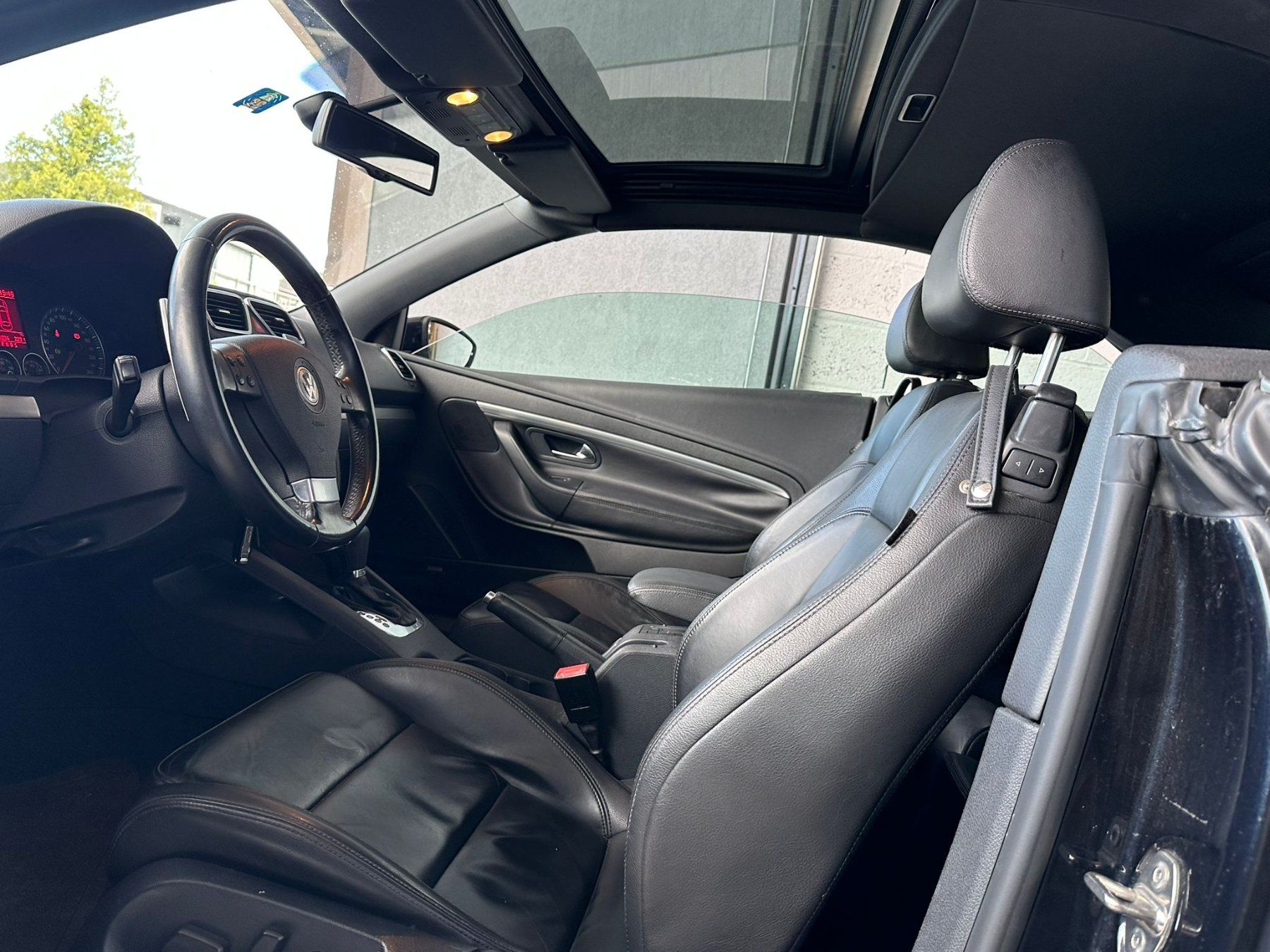 VW Automobili: VW EOS 2.0 T Automatique – Usato da Aclens venduto da sobacopeludo 7
