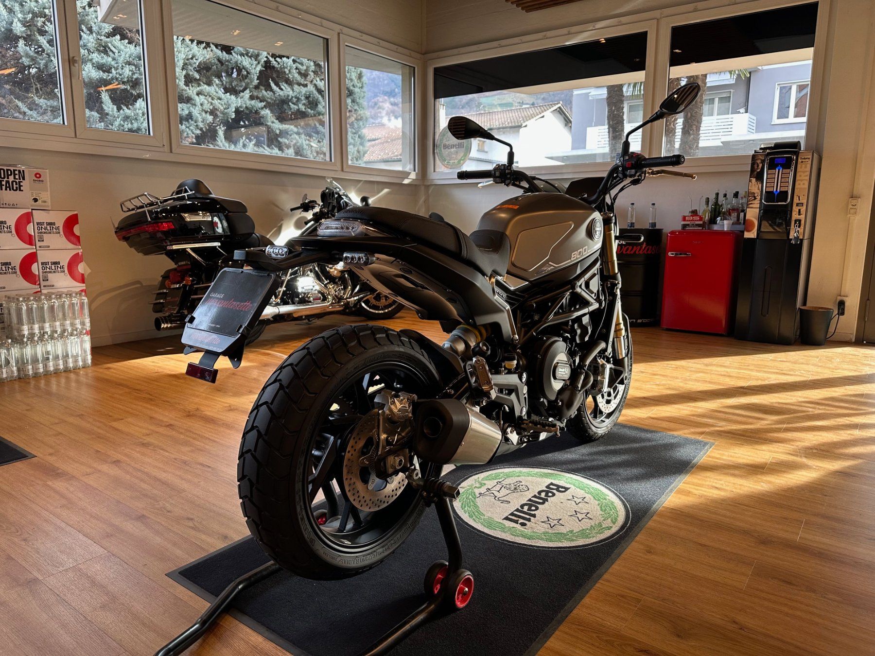 Benelli Strada: BENELLI Leoncino 800 (35kW) – Nuovo e nell'imballaggio originale da Giubiasco venduto da GarageNovantasette 3
