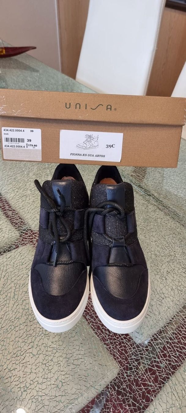 Scarpe da donna: Unisa Gr. 39 – Nuovo e nell'imballaggio originale da Luzern venduto da Reni025