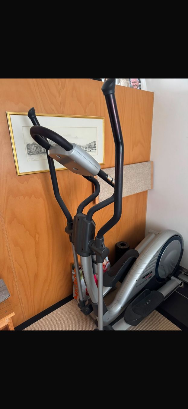 Kettler Vélos d'appartement: Kettler Ergometer CTR 2 Crosstrainer – D'occasion à Frick par 01100110