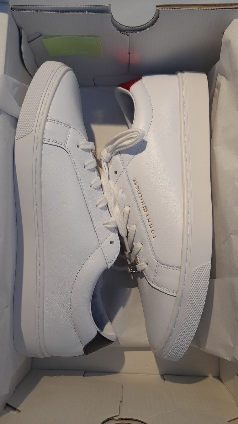 Tommy Hilfiger Scarpe da uomo: Tommy Hilfiger, baskets blanches, Taille 39, Neuves! – Nuovo e nell'imballaggio originale da st.gallen venduto da The_Rag_Picker.