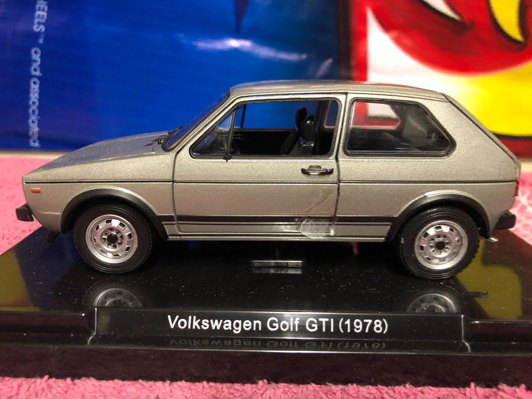 Volkswagen Voitures modèles: Vw golf 1 gti Oldtimer – Neuf (Voir description) à Reinach AG par rares75 1