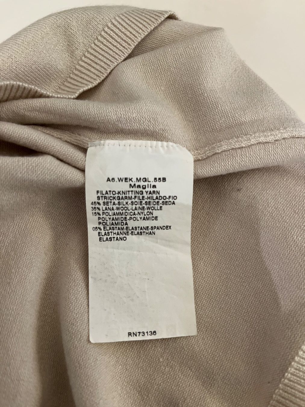 Max Mara Maglioni & Felpe: Weekend MaxMara Rollkragenpullover beige Grösse M gebraucht – Usato da Basel venduto da Corinna58 3