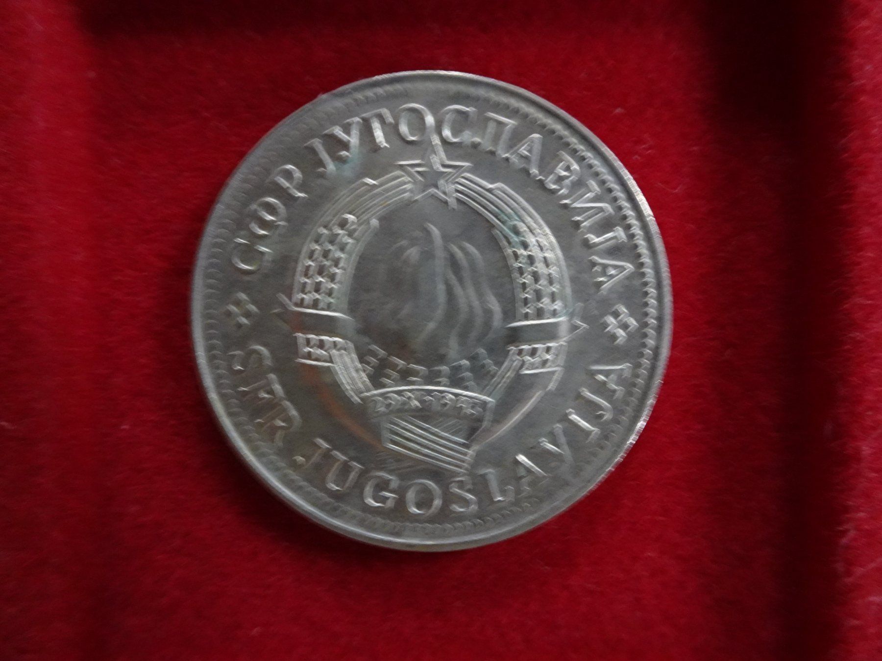 Tutti le monete: 10 Dinar Jugoslawien 1978 - M405 – Usato da Küssnacht am Rigi venduto da Kleinpreis-Shop 1