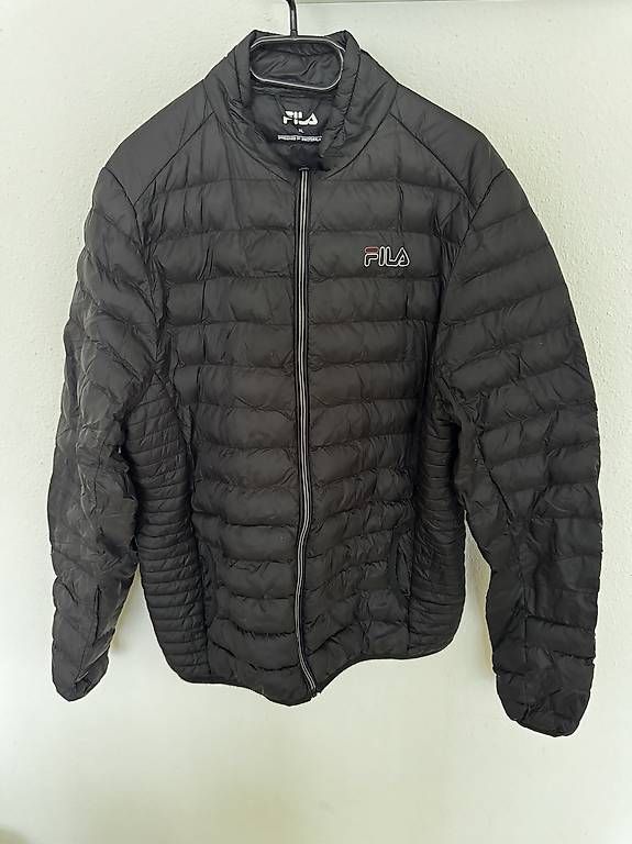 Giacche: Jacke Herren FILA XL – Usato da Kaiseraugst venduto da B.P.505