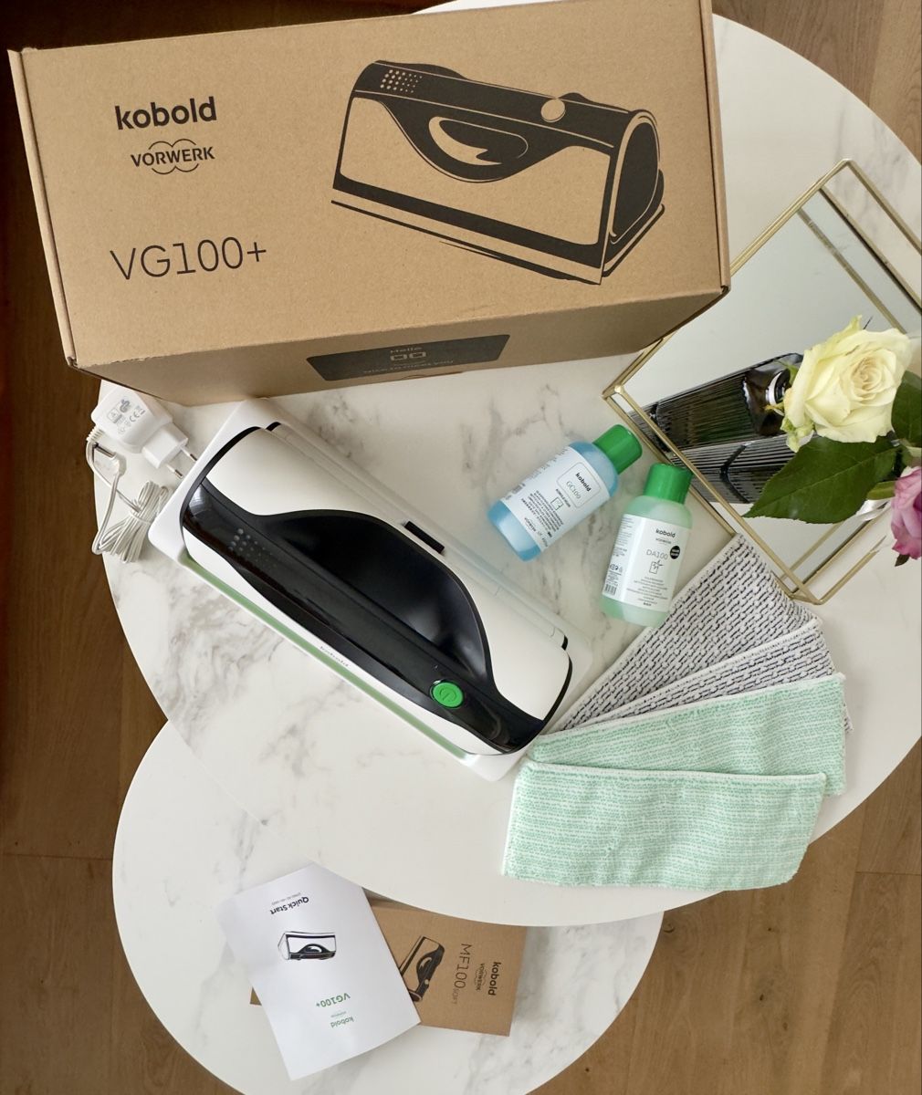 Vorwerk Altro per la casa: Vorwerk VG100+ Flächenreiniger set  – Nuovo e nell'imballaggio originale da Bad Ragaz venduto da asi_dq2k