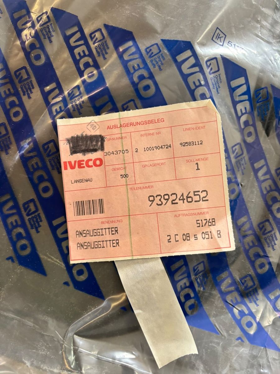 Tutti pezzi di ricambio auto: Iveco Ansauggitter 93924652 NOS – Usato da Mörschwil venduto da tweety9402 1