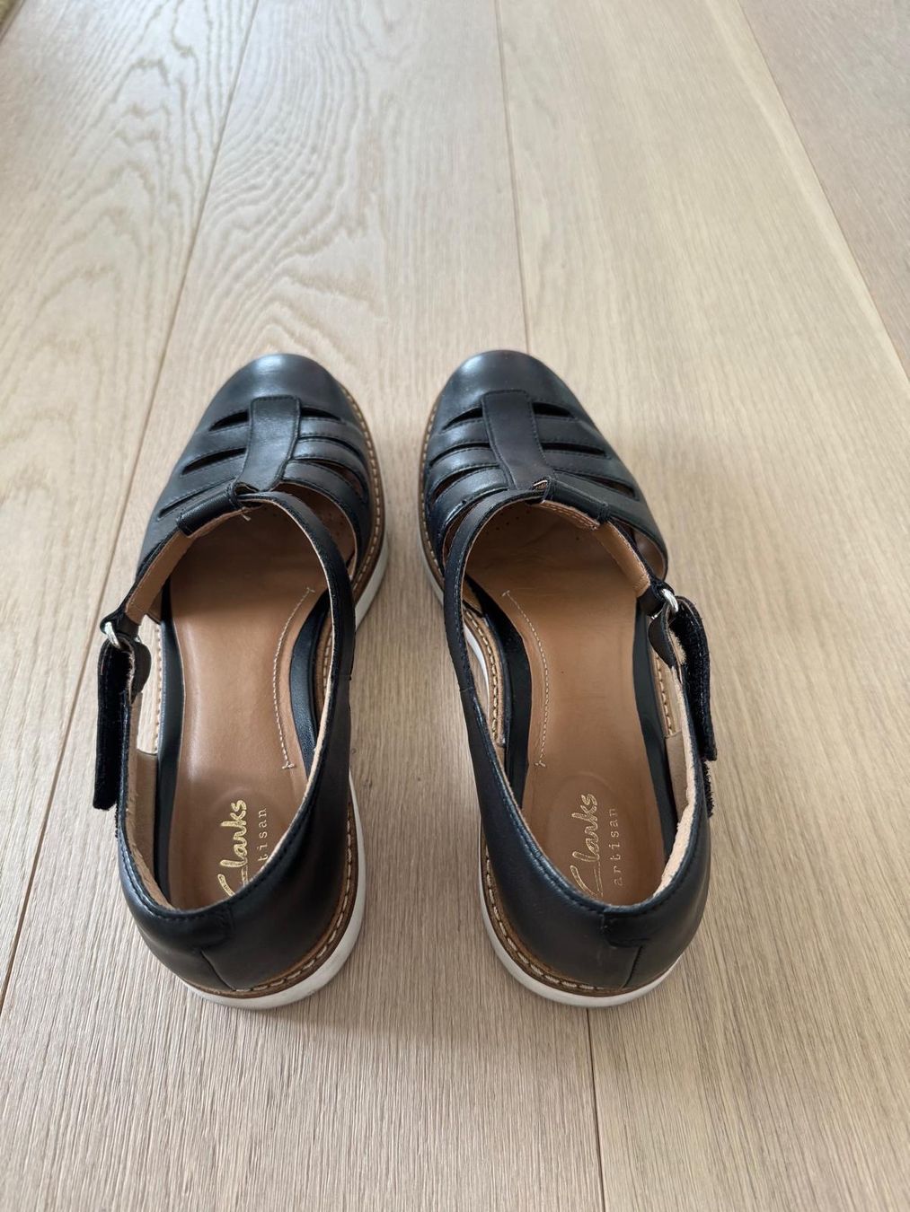 Damenschuhe: Sandale Clarks – Gebraucht aus Zollikon von gab_v26c 1