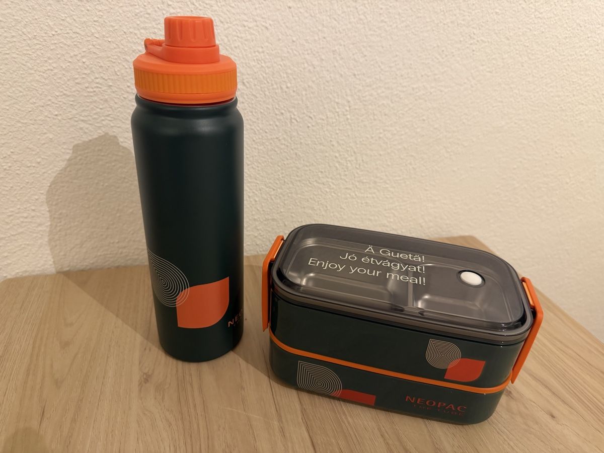 Recipients et similaires: Thermosflasche und Lunchbox neu – Neuf avec emballage d'origine à Gunten par starfish3 8