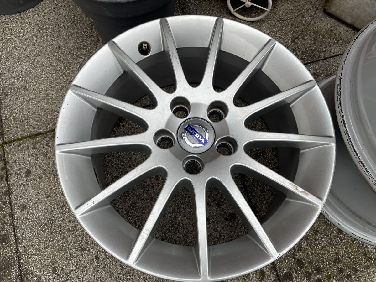 Volvo Cerchioni: Alufelge Volvo – Usato da Reinach AG venduto da pred1512 3