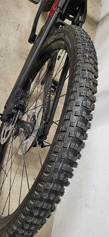 Biciclette: Canyon Neuron CF8 2024 – Usato da Weinfelden venduto da Bb9 3