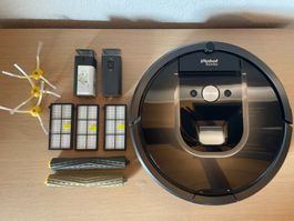iRobot - Roomba Series 900