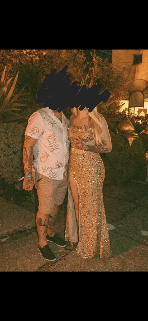 Vestiti: Glitzerndes Abendkleid, Grösse 36, Gold!!! – Nuovo (secondo la descrizione) da Oberbuchsiten venduto da imsaracolangelo 2
