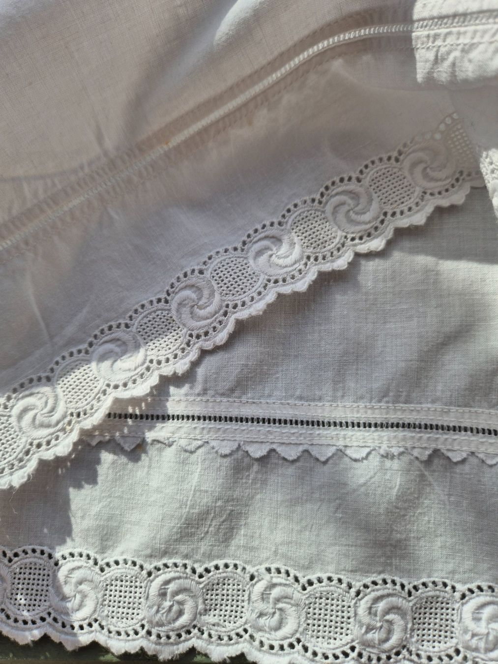 Costumi: Antike Damenunterhose, weiss, mit Spitze, Grösse L – Usato da Bern venduto da aronari 1