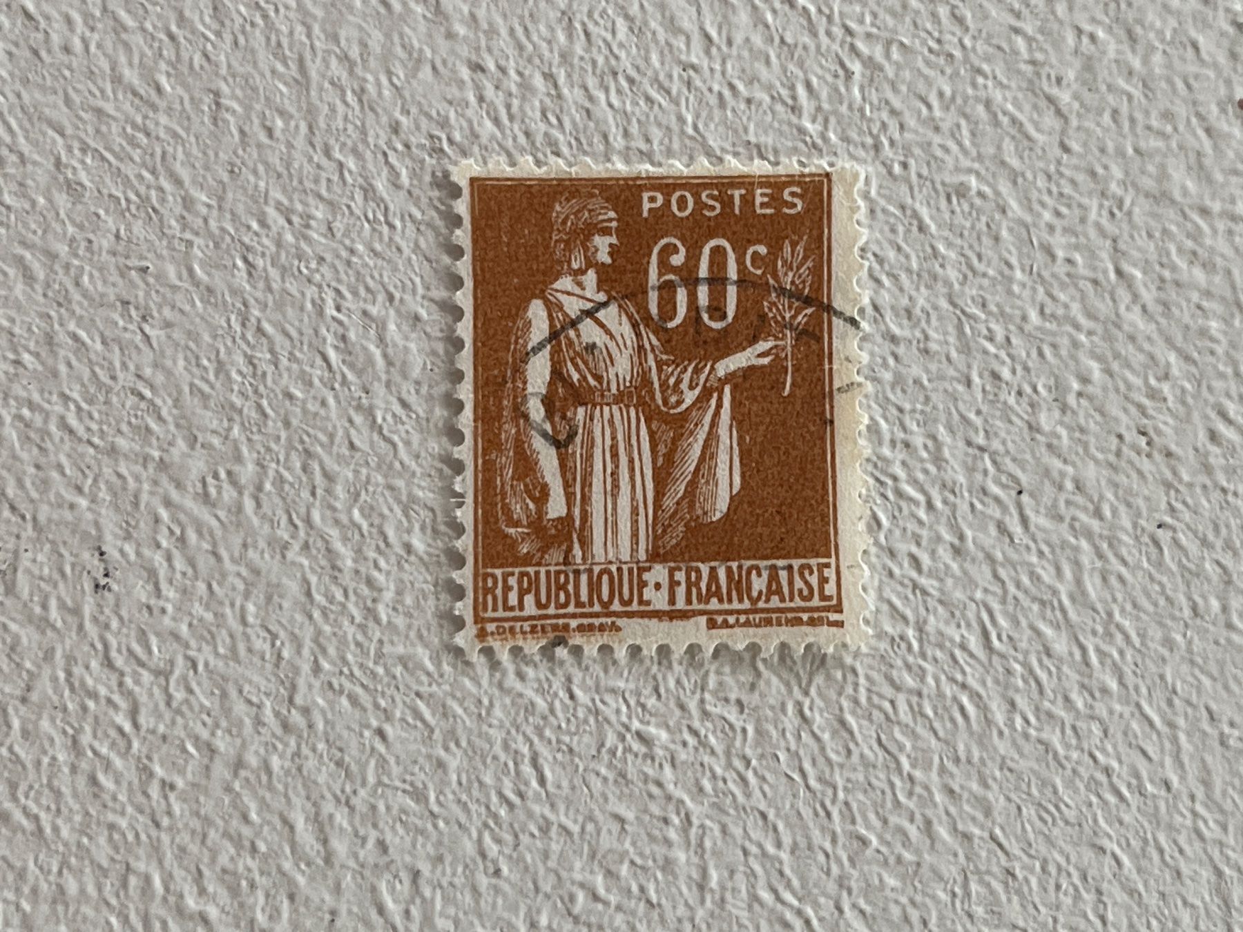 Tutti i francobolli: France Briefmarken (Gratis-Versand) – Usato da Chiasso venduto da AzenYa