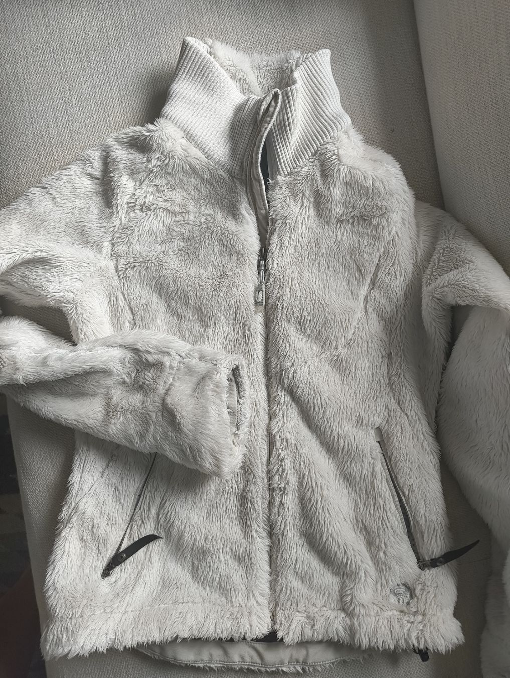 Giacche: Mountain Hardware Windstopper Teddy Jacke – Usato da Stein am Rhein venduto da DaOhana