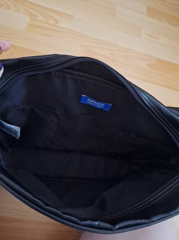 Adidas Taschen: Sporttasche Adidas – Gebraucht aus Wetzikon ZH von Petra210 3