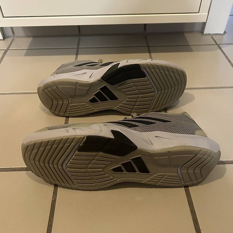 Scarpe da uomo: Adidas Sportschuhe – Usato da Zürich venduto da xolukasxo 3