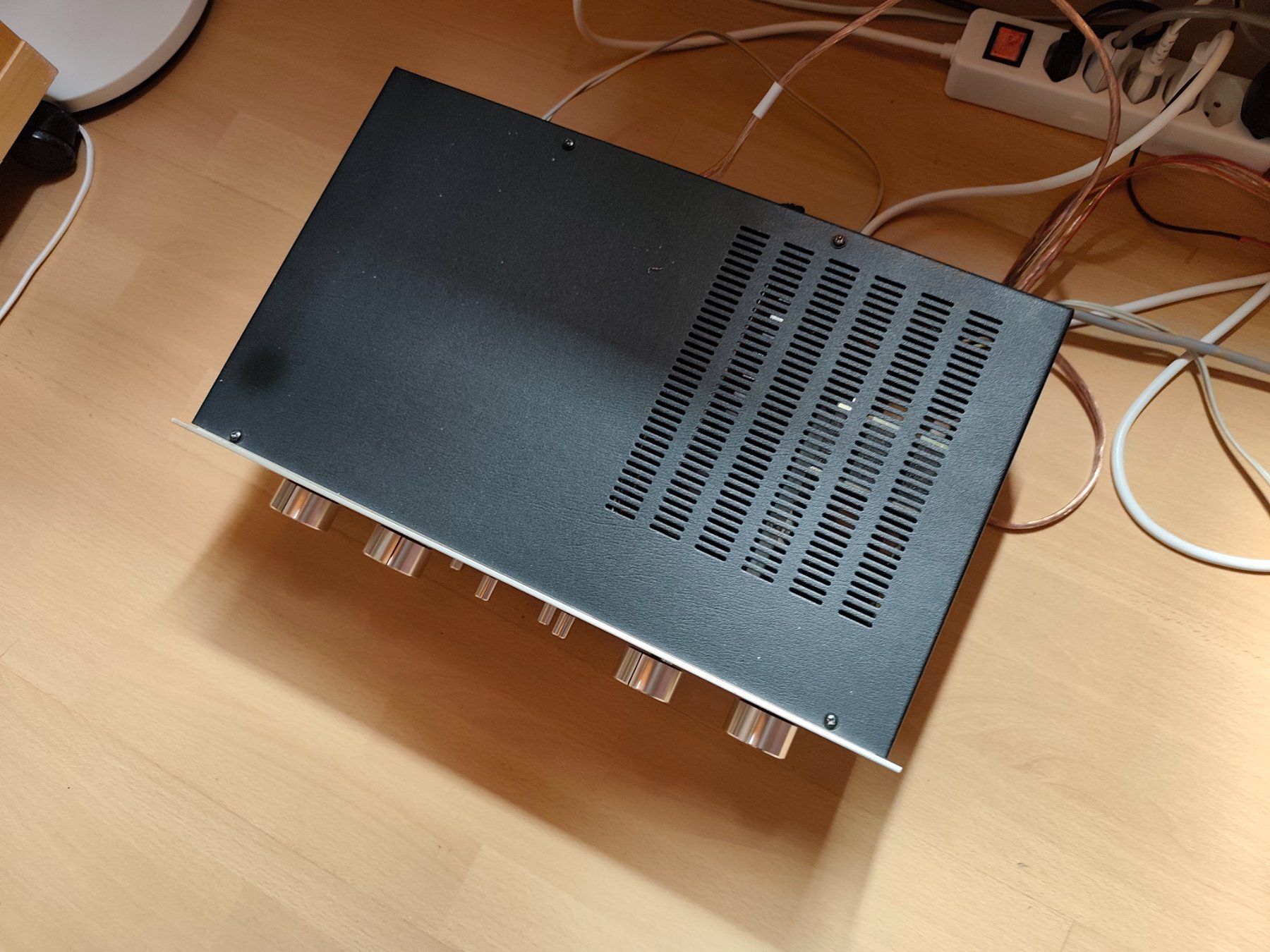 Marantz Amplificateurs: MARANTZ 1050 (Vintage) – D'occasion à Herrliberg par daniel8704 1