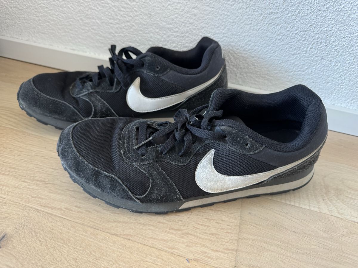 Nike Herrenschuhe: Nike MD Runner Schuhe Gr. 46 – Gebraucht aus Kloten von Tanjaselina 1