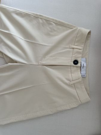 Pantaloni estivi Bershka, taglia 34