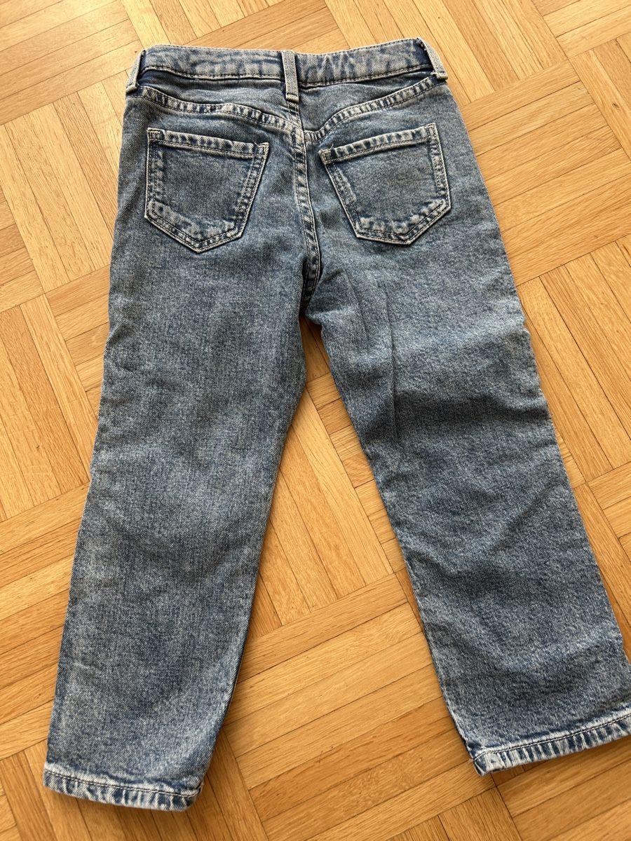 H&M Pantaloni: Jeanshose, H&M, Grösse 98 – Usato da Engelburg venduto da Quinti15 2