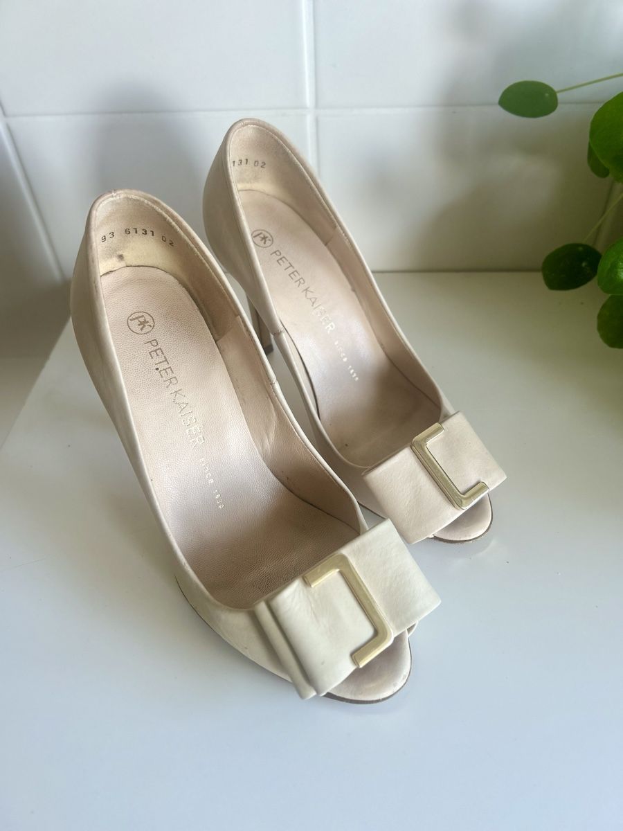 Kaiser Scarpe da donna: Escarpins Peter Kaiser crème, taille 36, 100% cuir – Usato da Carouge GE venduto da Emilynette