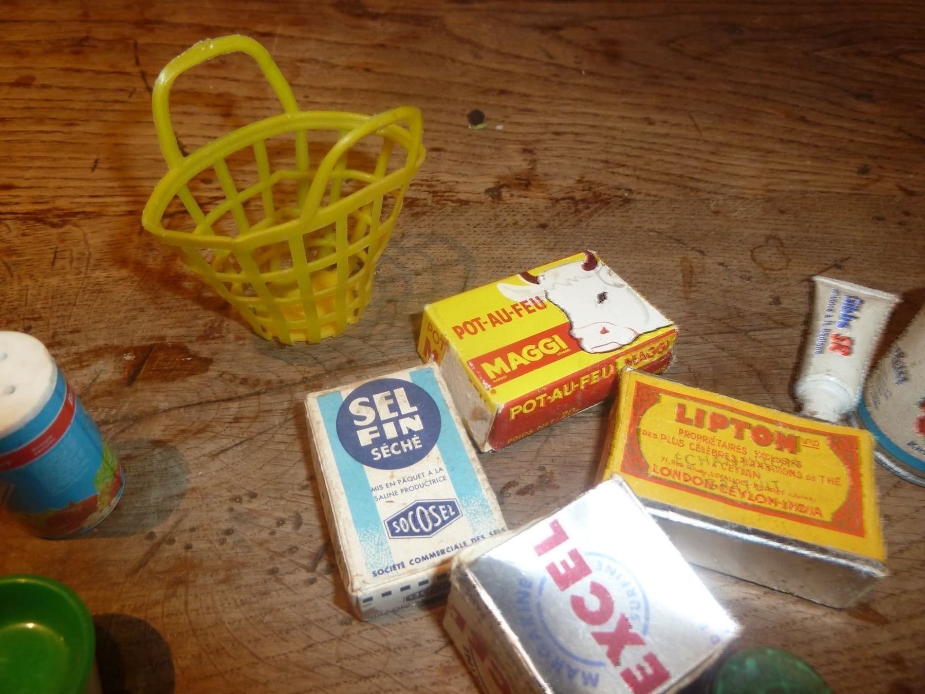 Spielzeuge: lot épicerie ancien – Gebraucht aus Lajoux JU von Briard0 7