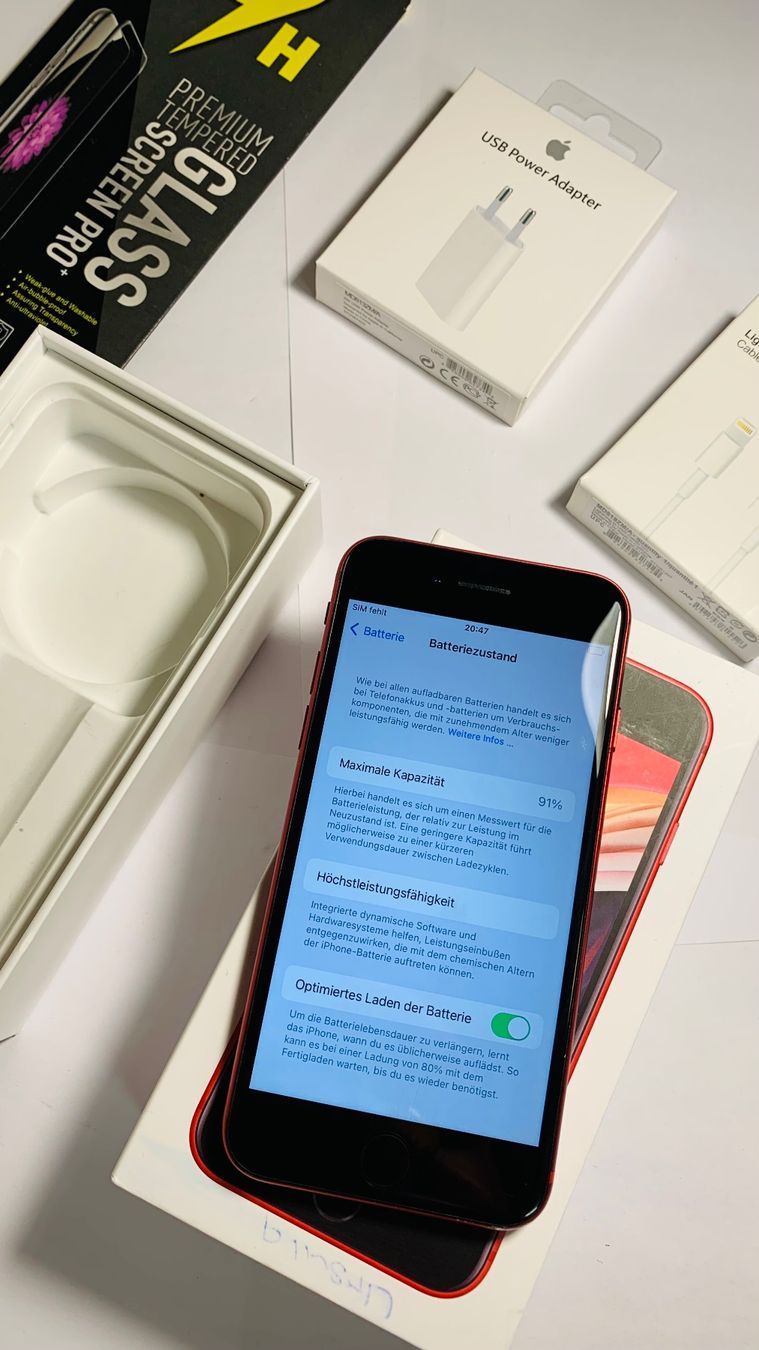 Apple Telefoni cellulari / Smartphones: iPhone SE 2020 (128GB) – Usato da Luzern venduto da Waince786 4