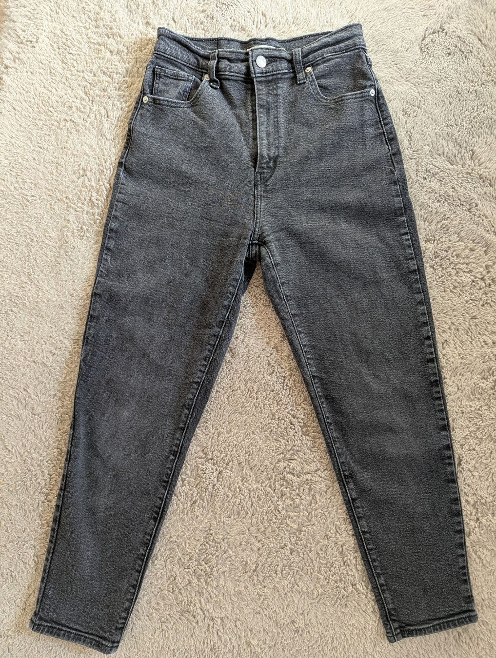 Levi's Jeans: jean Levi's 26 – Usato da Montreux venduto da dem_gyt9